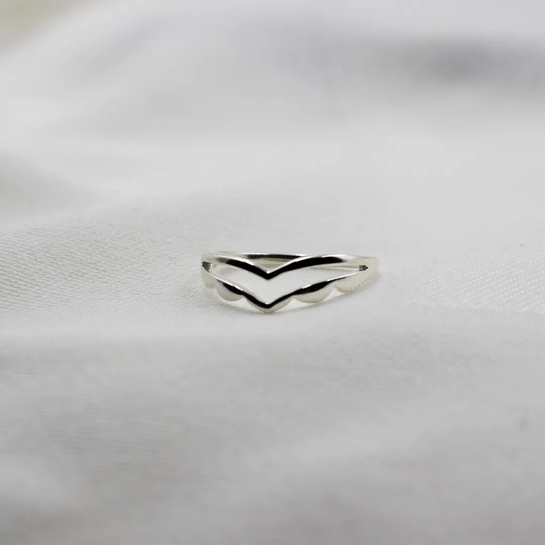 Wavy Whisper Bangle